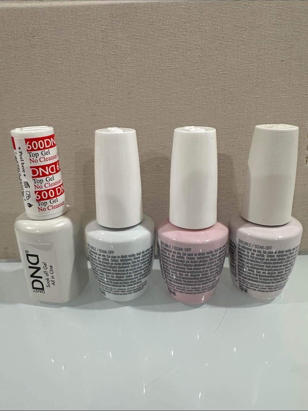 OPI Gel color bundle and DND top coat - Picture 2 of 3